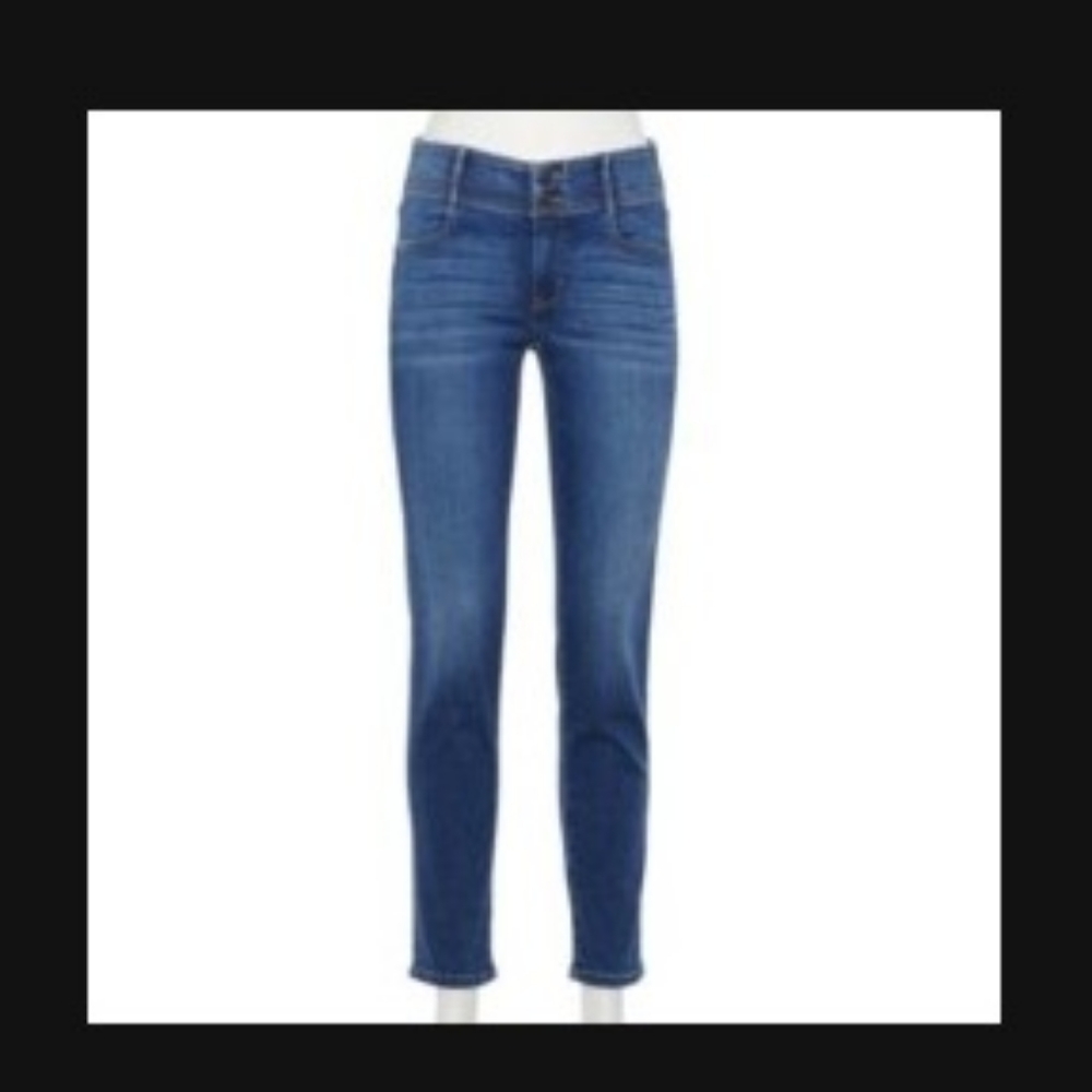 Tummy control curvy straight leg jeans